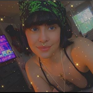 Meet your Posher, Angelina